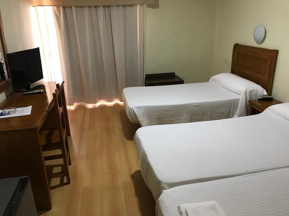 Hotel Anfora 멜리야 외부 사진