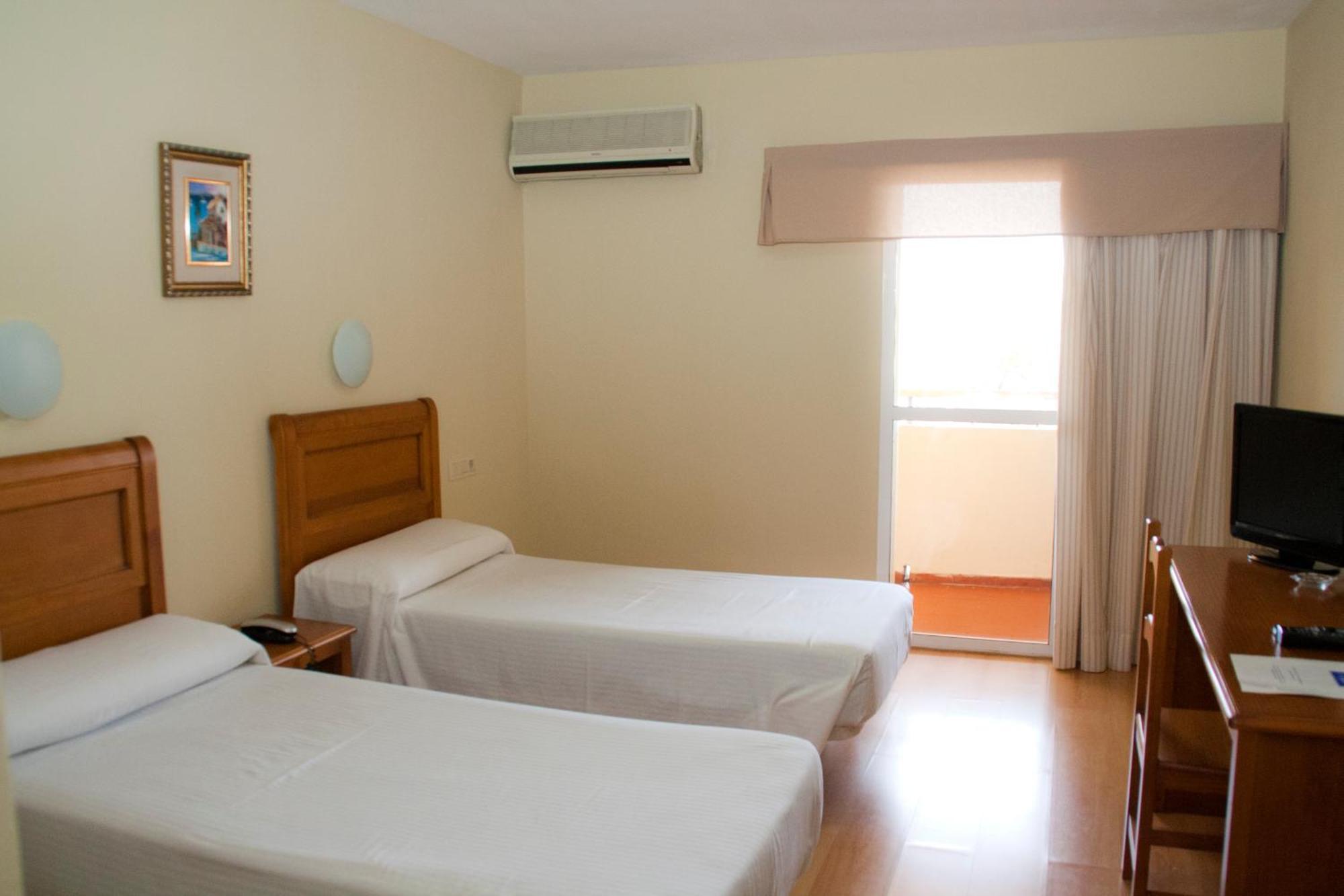 Hotel Anfora 멜리야 외부 사진
