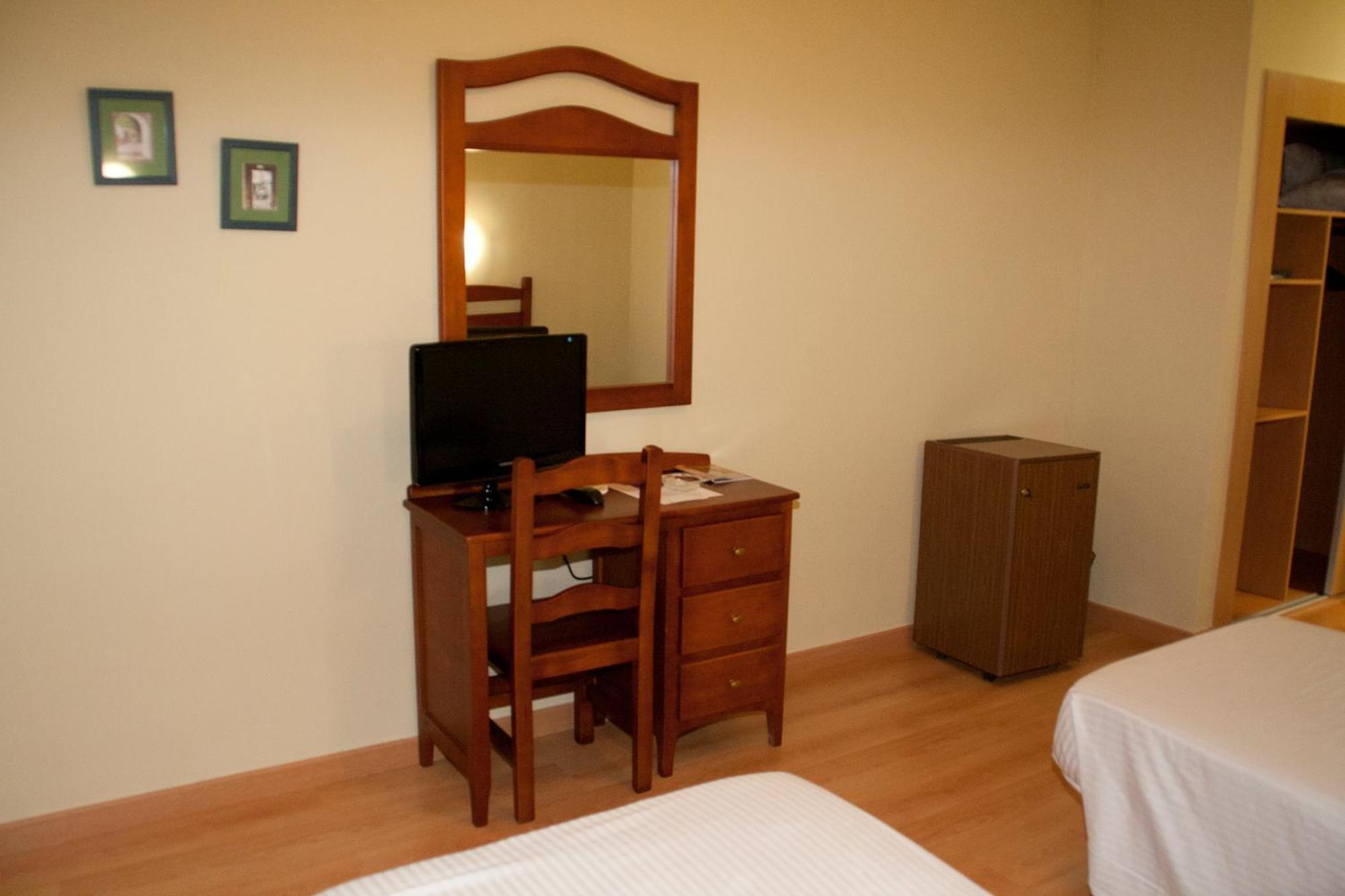 Hotel Anfora 멜리야 외부 사진
